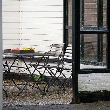 Fairytale Cottage In Nes Friesland With Garden Εξωτερικό φωτογραφία