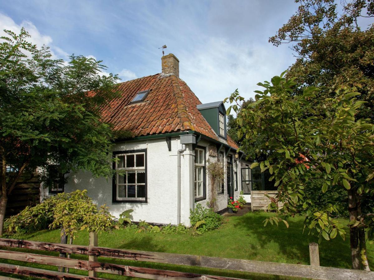 Fairytale Cottage In Nes Friesland With Garden Εξωτερικό φωτογραφία